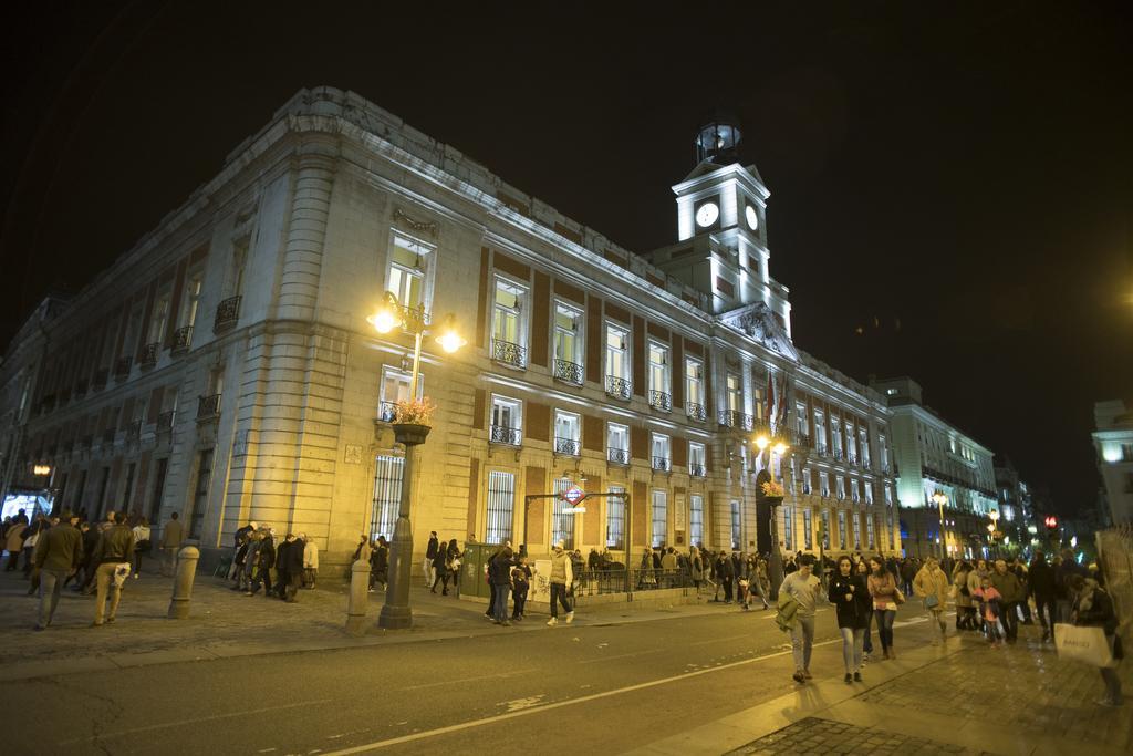 Hostal Bianco Madrid Exterior foto